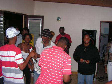 SON !!!!! CHEZ BALOU